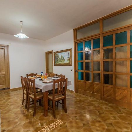 Il Roseto Hotel Аджерола Екстериор снимка