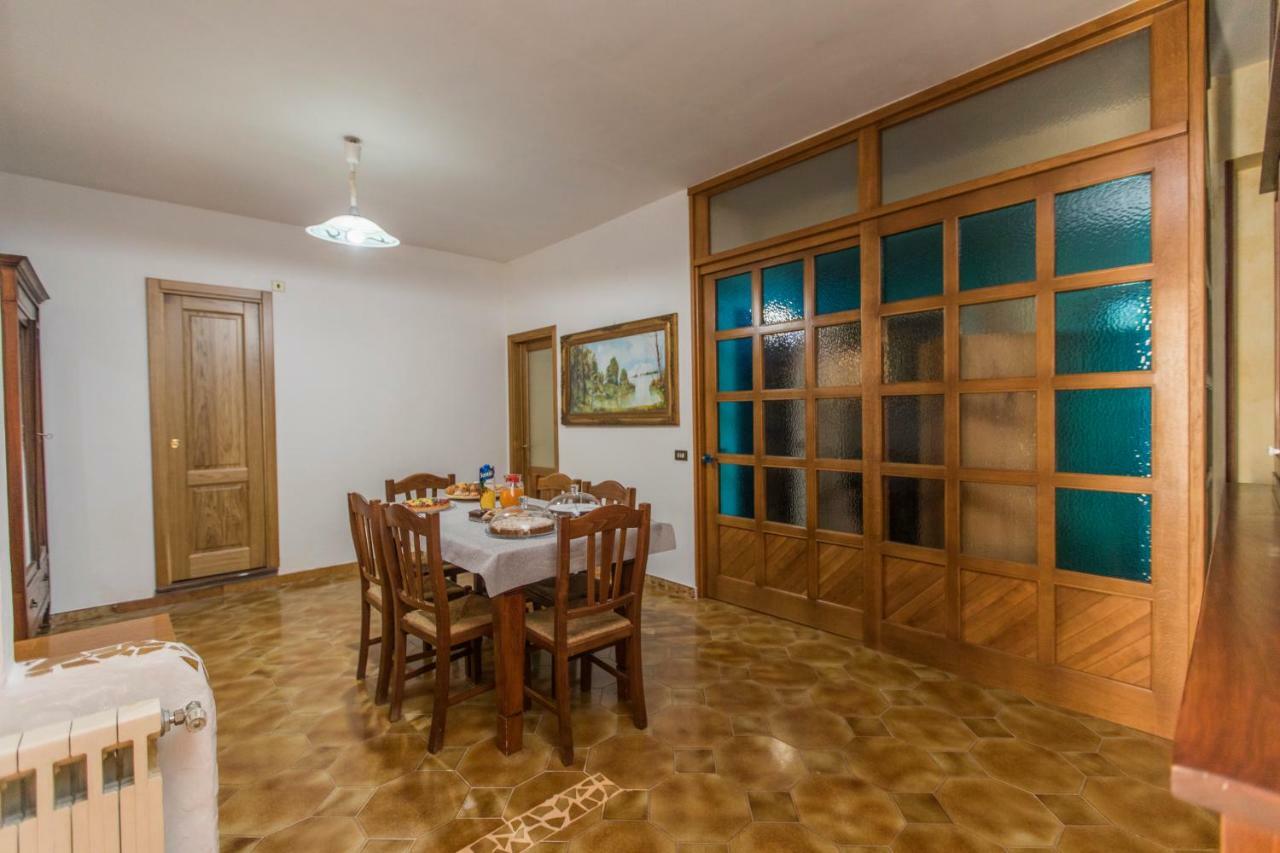 Il Roseto Hotel Аджерола Екстериор снимка